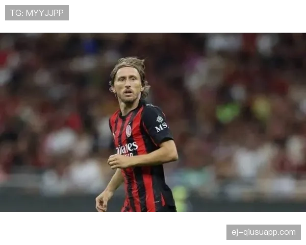 本赛季莫德里奇直塞撕防线更胜克罗斯一筹